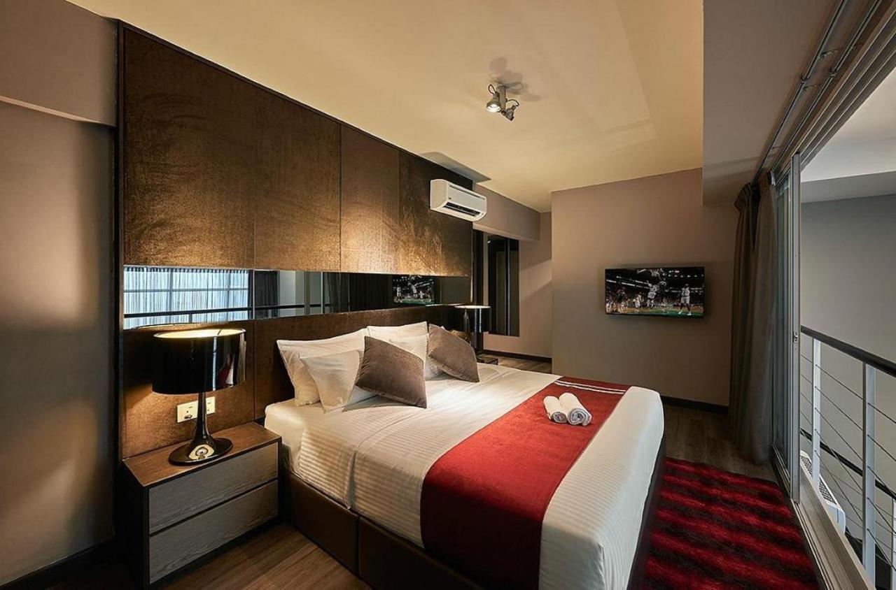 Maritime Luxury Suites George Town Exterior foto